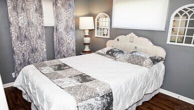 1916 W White River Blvd in Muncie, IN - Building Photo - Building Photo