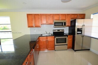 7944 Eastlake Dr in Boca Raton, FL - Building Photo - Building Photo