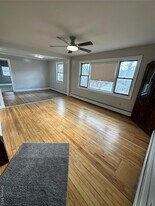 2322 NY-32 in New Windsor, NY - Building Photo