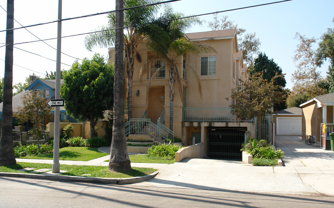 5243 Eagledale Ave in Los Angeles, CA - Building Photo