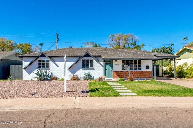property at 1812 S Shafer Dr