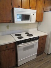 2795 High St SE in Salem, OR - Building Photo - Building Photo