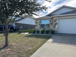 316 Pack Horse Dr in Bastrop, TX - Building Photo - Building Photo