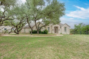 545 Tom Sawyer Rd in Dripping Springs, TX - Building Photo