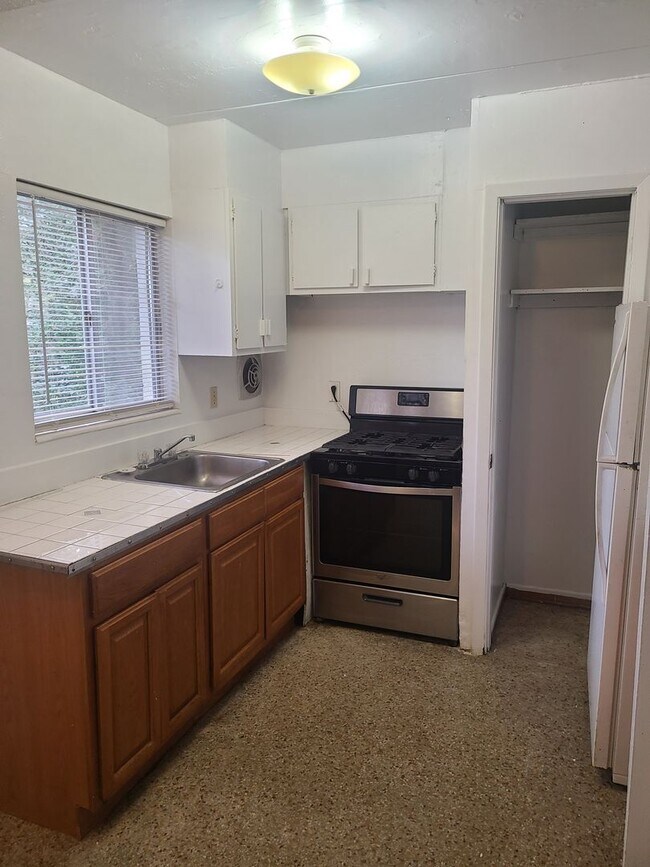 1307 NW 6th St in Gainesville, FL - Building Photo - Building Photo