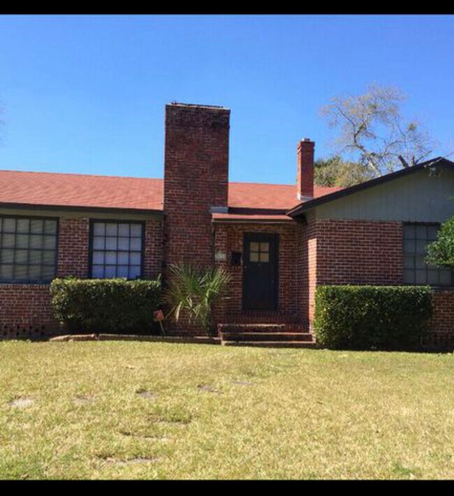 942 Old Hickory Rd Rentals in Jacksonville, FL