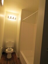 124 N Earl St in Shippensburg, PA - Building Photo - Building Photo