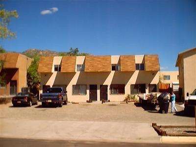 180 Monte Alto Pl NE in Albuquerque, NM - Building Photo