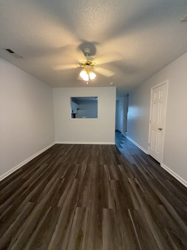 807 Timberlake Trail in Jacksonville, NC - Building Photo - Building Photo