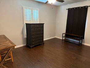 506 N Ricketts St in Sherman, TX - Building Photo - Building Photo