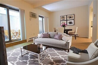 67 St Germain St in Boston, MA - Building Photo - Building Photo