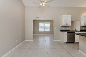 2210 SE 15th St in Cape Coral, FL - Building Photo - Building Photo