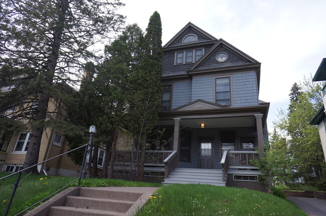 property at 1607 E Superior St