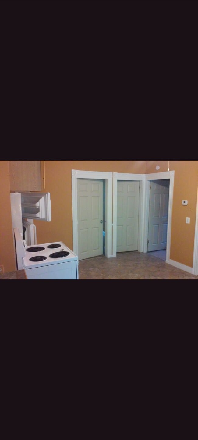 65 Boyd St, Unit 1 floor rear