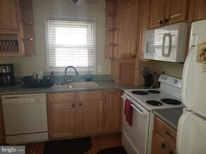 12197 Cinnamon St in Woodbridge, VA - Building Photo - Building Photo