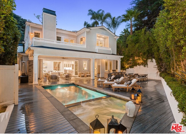 property at 1836 Laurel Canyon Blvd