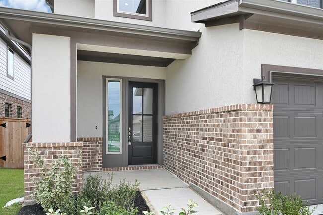 property at 31823 Autumn Spur Ln