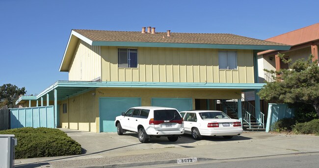 3073 Birmingham Dr in Richmond, CA - Building Photo - Building Photo