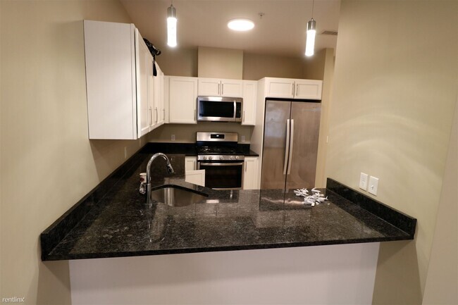 4 Mayflower Ave in Middleboro, MA - Building Photo - Building Photo