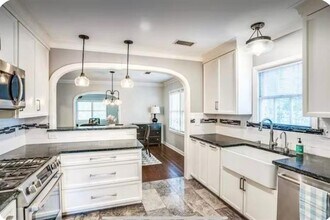 4130 Emerson Ave in Dallas, TX - Building Photo - Building Photo