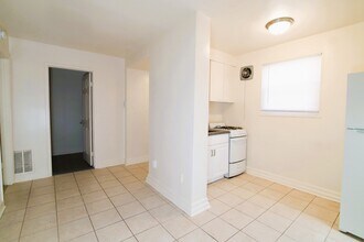 126 Joliet St SW, Unit C in Washington, DC - Building Photo - Building Photo