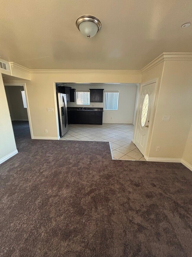 314 W 65th St in Los Angeles, CA - Foto de edificio - Building Photo