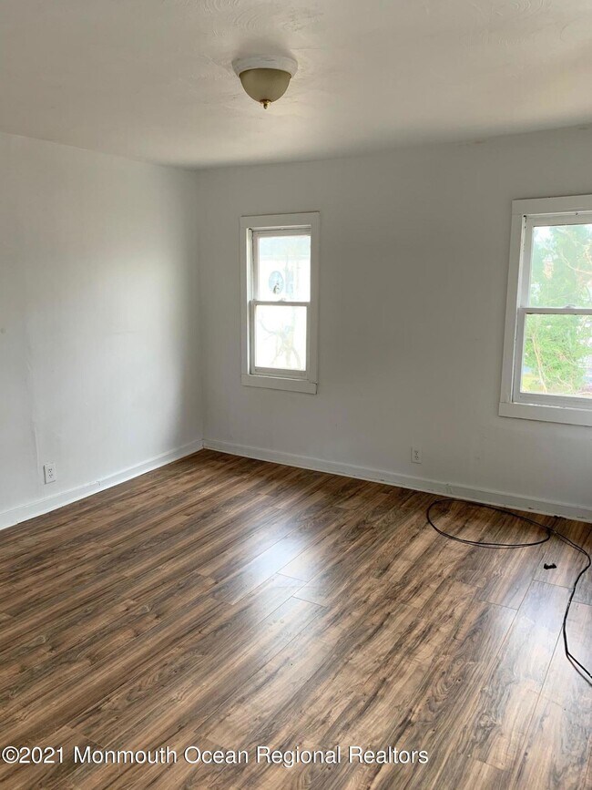154 Ridge Ave-Unit -2 in Asbury Park, NJ - Building Photo - Building Photo