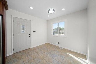 1515 Highland Ave in Glendale Heights, IL - Building Photo - Building Photo