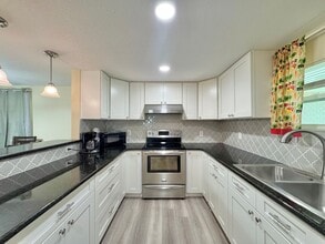 126 Flamingo Dr in Auburndale, FL - Building Photo - Building Photo