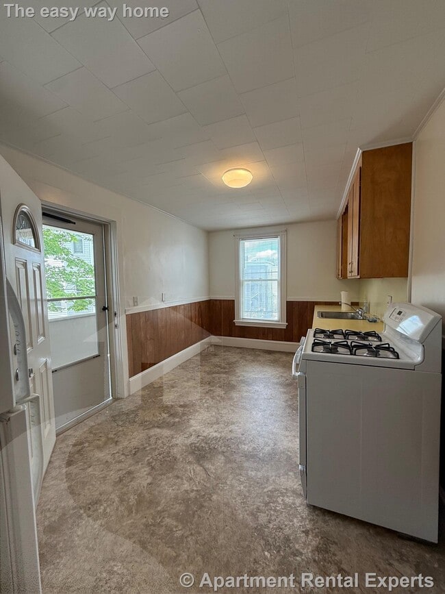 47 Mt Vernon St in Somerville, MA - Foto de edificio - Building Photo