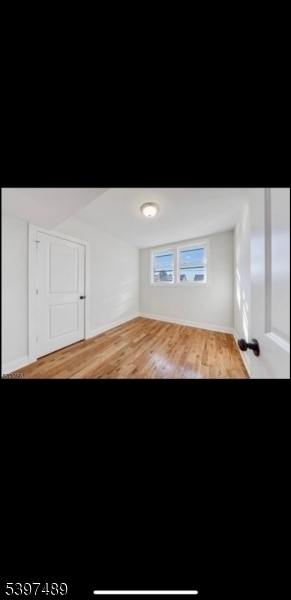 2037 Gless Ave in Union, NJ - Building Photo - Building Photo