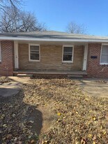 211 S Choctaw in Dewey, OK - Building Photo