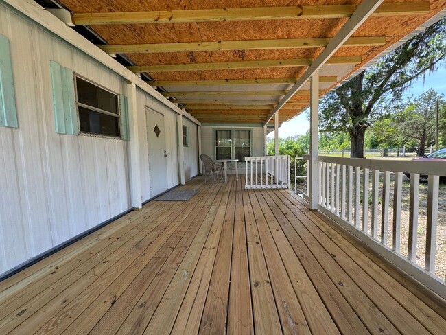 355 NE Rebecca Terrace in Lake City, FL - Building Photo - Building Photo