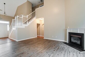 10041 Brawley Ln in Charlotte, NC - Foto de edificio - Building Photo