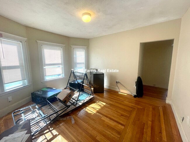 110 College Ave, Unit 1