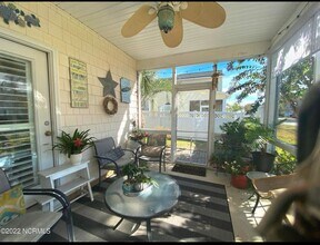 100 Kiskadee Ct in Hampstead, NC - Building Photo - Building Photo