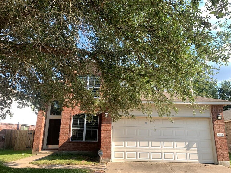 3667 Spring Canyon Trail in Round Rock, TX - Building Photo