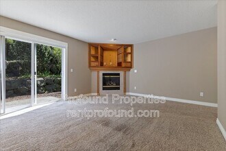 20176 SW Bernice Ln in Beaverton, OR - Building Photo - Building Photo