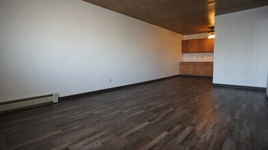 Riverfront Apartments in Wisconsin Rapids, WI - Foto de edificio - Building Photo