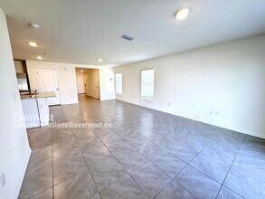 6232 Distant Haze Pl in Palmetto, FL - Building Photo - Building Photo