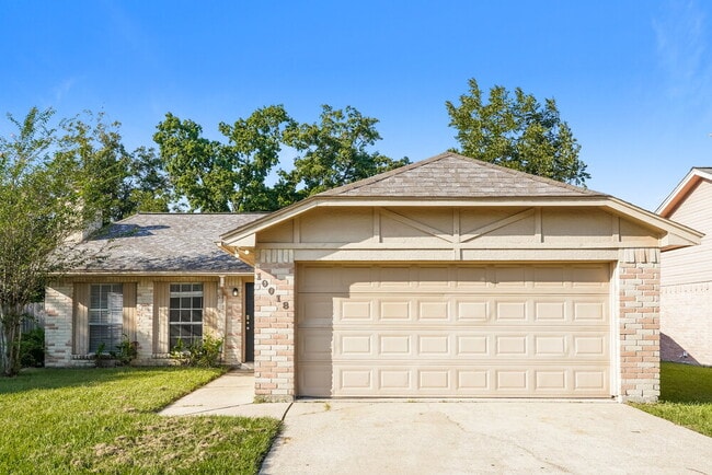 10018 Spotted Horse Dr