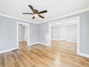 3218 E 61st St in Kansas City, MO - Building Photo - Building Photo