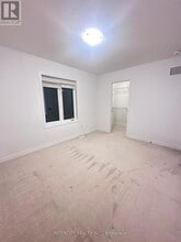 181 Forestwalk St in Kitchener, ON - Building Photo - Building Photo