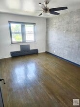 44 STREET, Unit 2A in Queens, NY - Foto de edificio - Building Photo