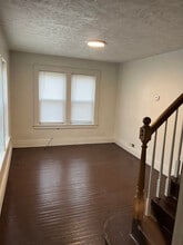 711 S Bay Rd in Syracuse, NY - Foto de edificio - Building Photo