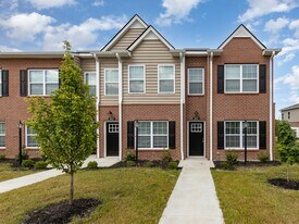 2009 Terrace Ct in Florence, KY - Building Photo