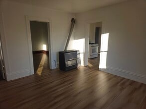 912 E 2nd St, Unit 912 E 2nd Street in Jamestown, NY - Building Photo - Building Photo