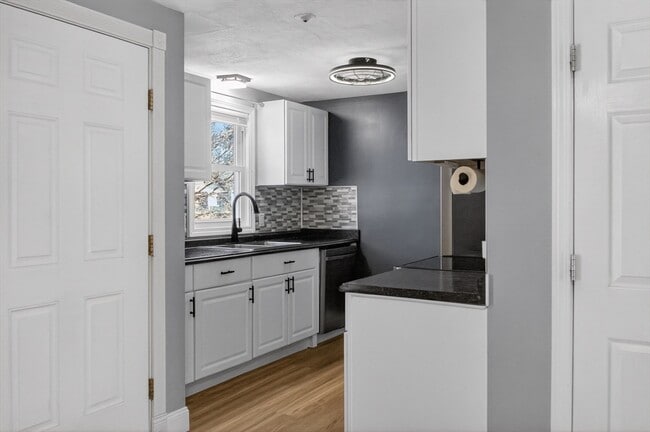 213 Bayberry Hill Ln in Leominster, MA - Building Photo - Building Photo