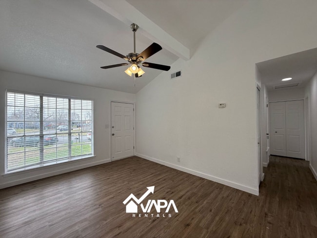 7239 Glen Bay Dr in San Antonio, TX - Building Photo - Building Photo