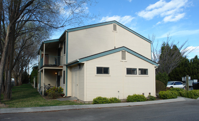 1736 Annett St in Boise, ID - Foto de edificio - Building Photo